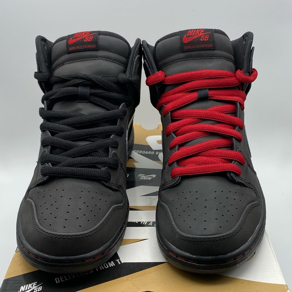 Nike SB Dunk 3M Raging Bull - Picture 2 of 3